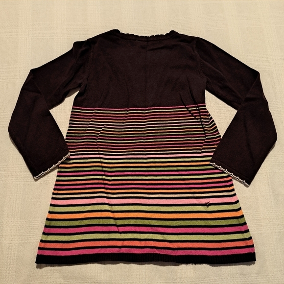 Gymboree girls size 5/6 All About Buttons sweater, has hole on back - Picture 3 of 5